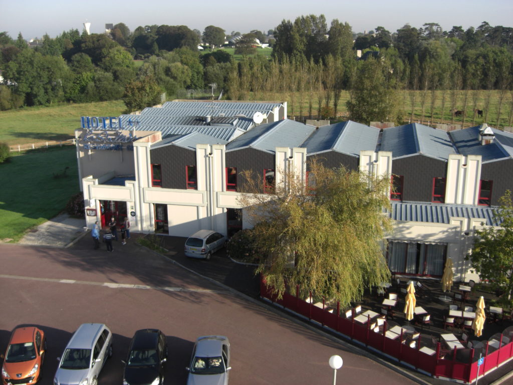 Aerfotos Hotel Le Ste Mere, St. Eglise Sur Mer, FR, 2008-09-27