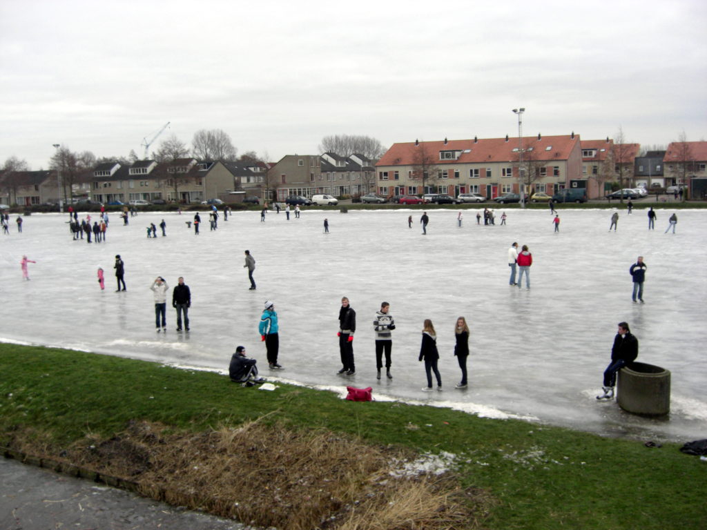Aerfotos Schaatsen, IJsclub Alkemade, Grundel, Oude Wetering, NL, 2009-01-03
